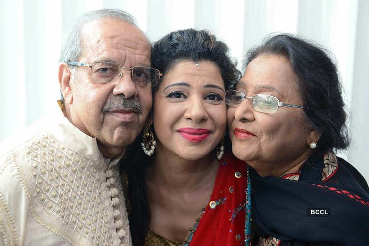 Sambhavna-Seth’s-Father-Dies