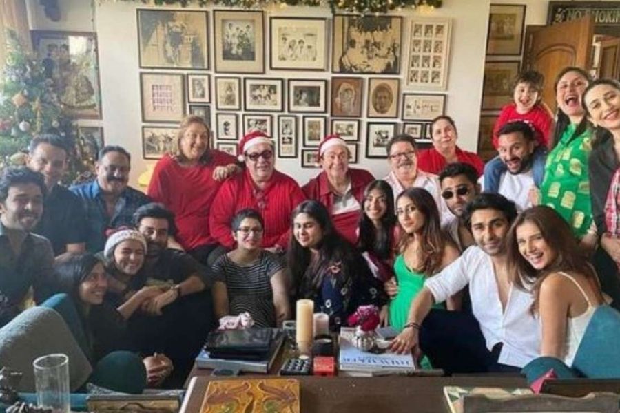 Alia-Attends-Christmas-Lunch-of-Kapoor-Family